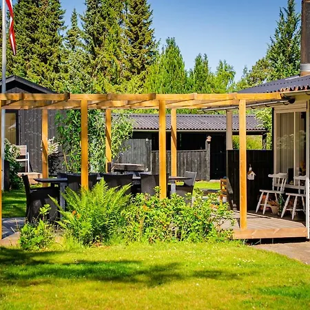 House Close To Nature *